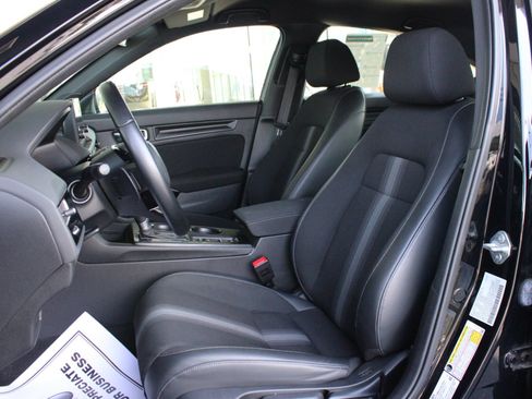 Used 2022 Honda Civic Sport image 16