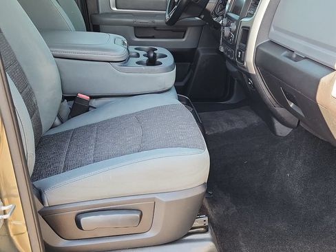 Used 2014 RAM 2500 Big Horn RWD image 12