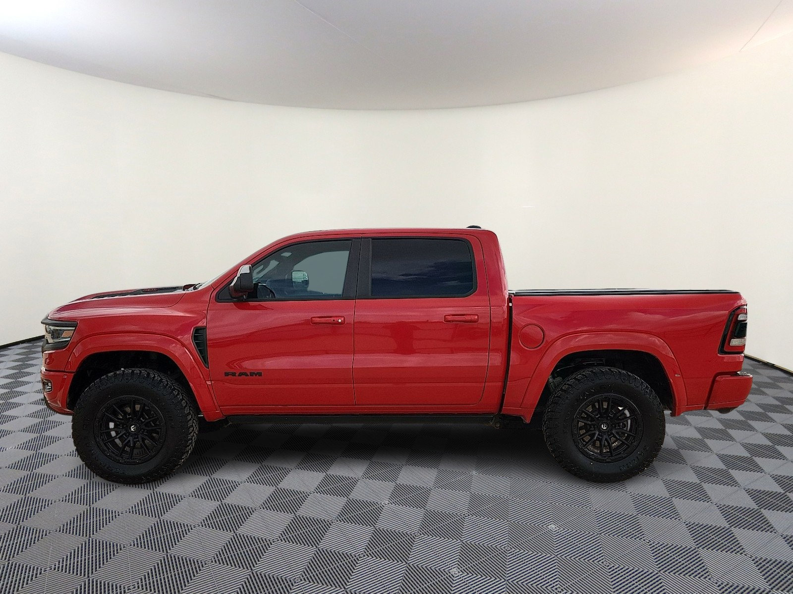 Used 2021 RAM 1500 TRX w/ TRX Level 2 Equipment Group AWD/4WD image 2