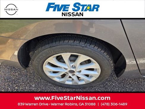 Used 2018 Nissan Sentra SV FWD image 13