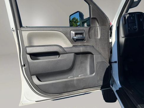 Used 2019 Chevrolet Silverado 2500 W/T AWD/4WD image 11