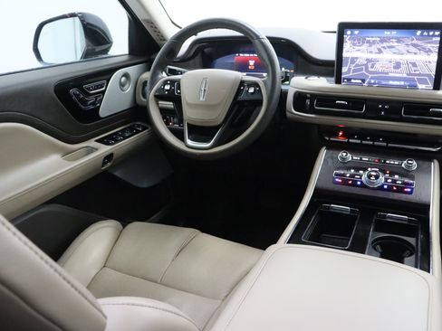 Used 2023 Lincoln Aviator Grand Touring w/ Equipment Group 301A AWD/4WD image 36