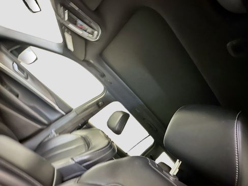 Used 2024 Jeep Grand Cherokee L Limited w/ Luxury Tech Group II image 27