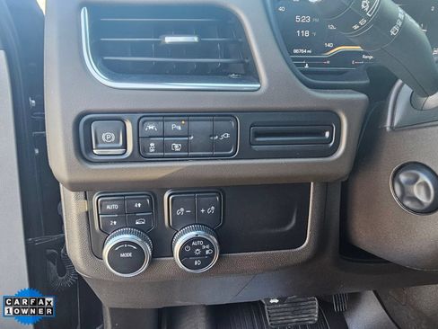 Used 2022 GMC Yukon XL SLT w/ SLT Luxury Package AWD/4WD image 14
