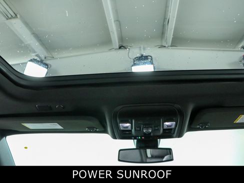 Used 2021 GMC Yukon Denali AWD/4WD image 22