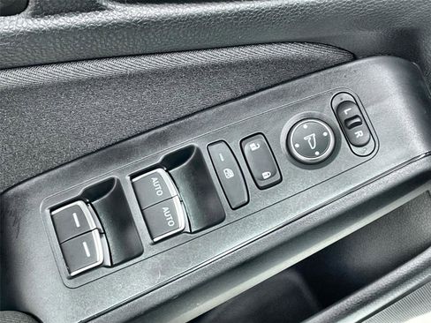 Certified 2025 Honda Civic Sport image 12