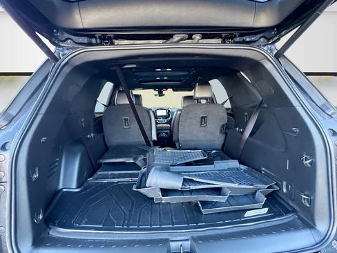 Used 2023 Chevrolet Traverse Premier w/ LPO, Floor Liner Package FWD image 28