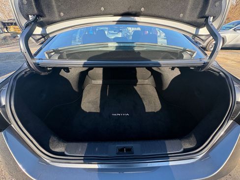 Used 2025 Nissan Sentra SV image 28