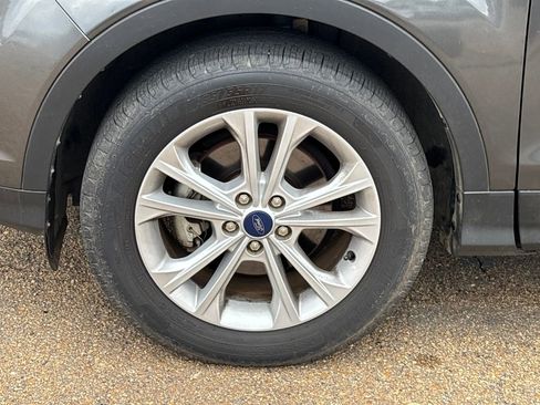 Used 2017 Ford Escape SE w/ Equipment Group 201A image 23