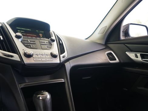 Used 2017 GMC Terrain SLE w/ Nightfall Package FWD image 17