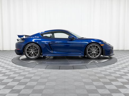Certified 2021 Porsche 718 Cayman GT4 RWD image 8