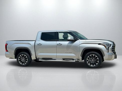 Used 2023 Toyota Tundra Limited AWD/4WD image 4
