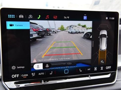 New 2026 Volkswagen Tiguan SE AWD/4WD image 13