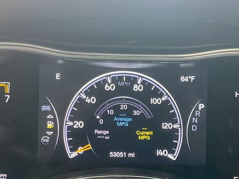 Used 2018 Jeep Grand Cherokee Limited AWD/4WD image 15