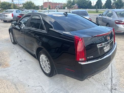 Used 2011 Cadillac CTS Luxury RWD image 3