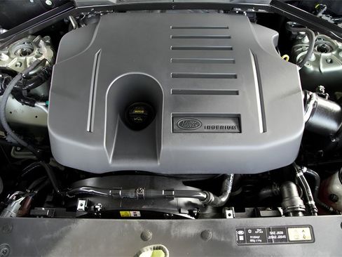 Used 2023 Land Rover Defender 110 X-Dynamic SE image 45