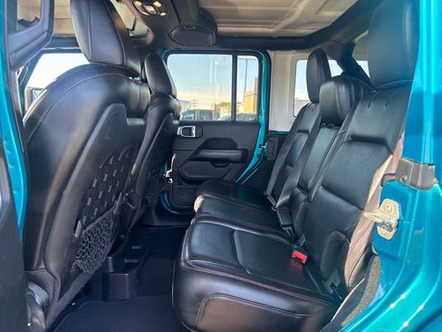 Used 2020 Jeep Wrangler Unlimited Rubicon AWD/4WD image 14