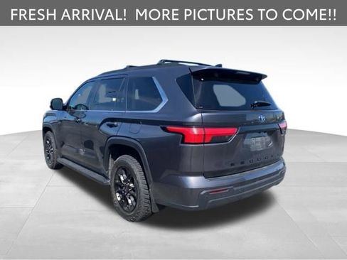 Used 2023 Toyota Sequoia SR5 w/ SR5 Premium Package image 7