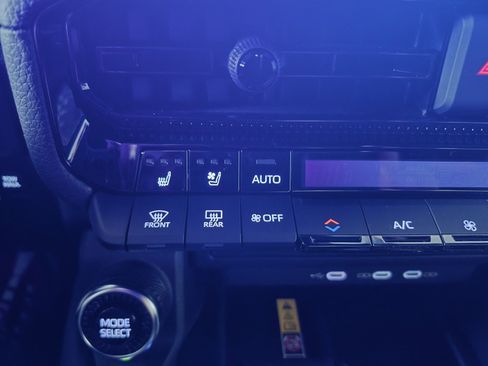 New 2026 Toyota Land Cruiser BASE image 19