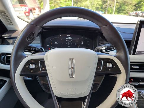 Used 2022 Lincoln Aviator Black Label w/ Dynamic Handling Package AWD/4WD image 36