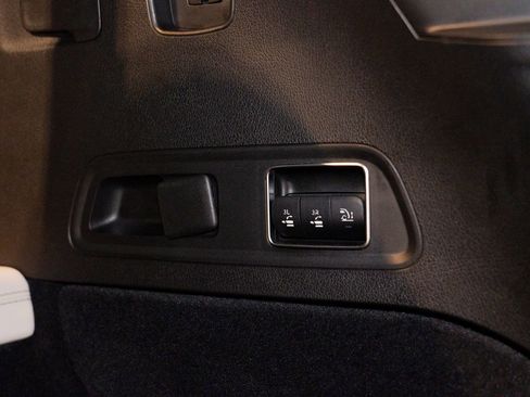 Used 2021 Mercedes-Benz GLS 63 AMG 4MATIC+ SUV image 35