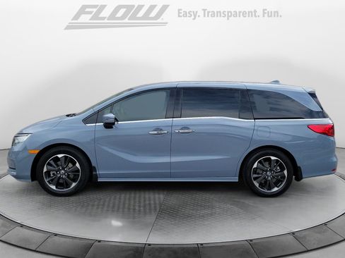Used 2024 Honda Odyssey Elite image 4