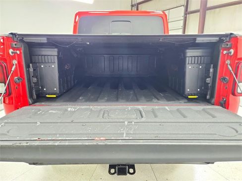 Used 2021 Jeep Gladiator Rubicon image 40