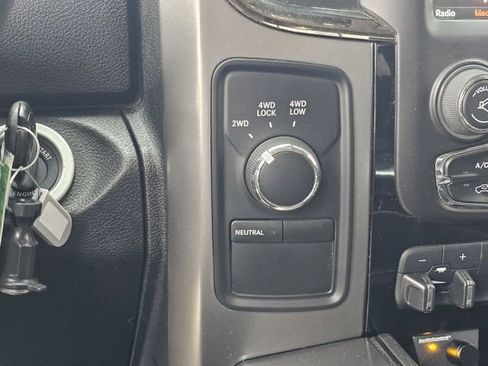 Used 2018 RAM 2500 Big Horn w/ Sport Appearance Group image 22