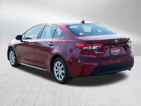 Certified 2025 Toyota Corolla LE image 5