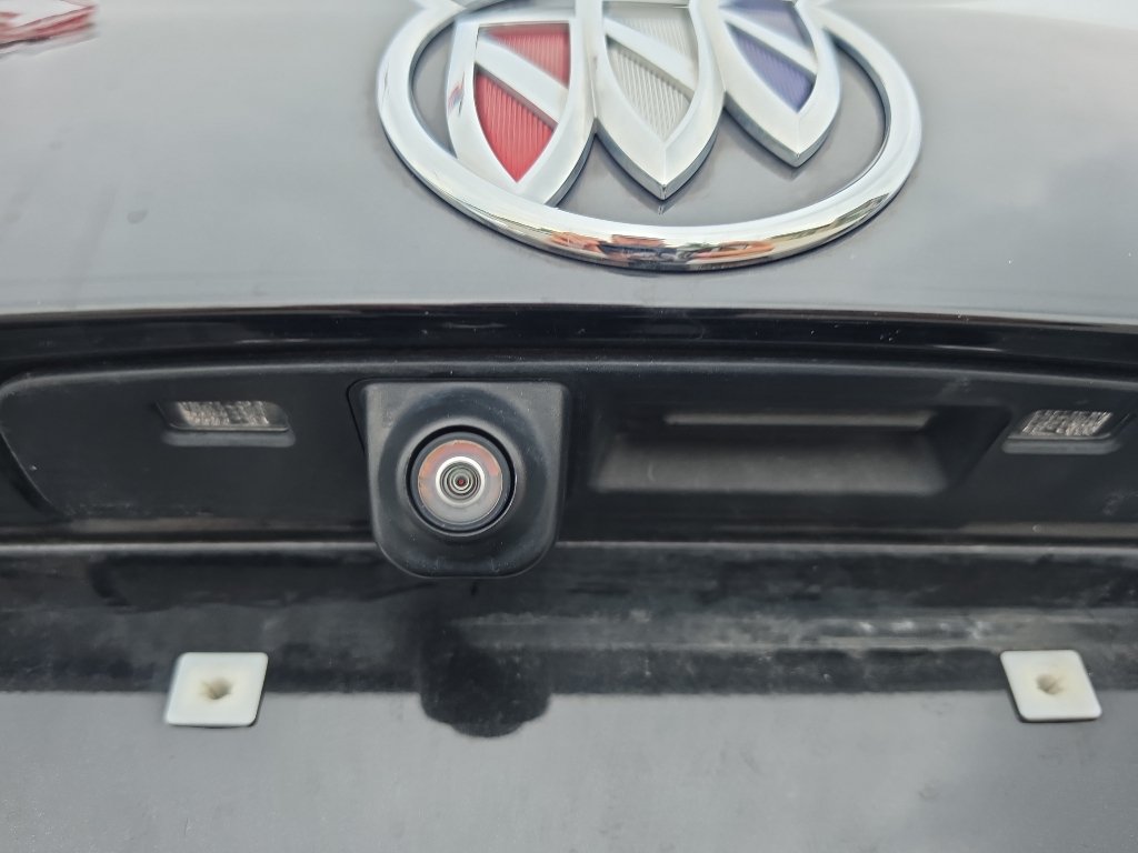 Used 2023 Buick Envision Essence FWD image 16