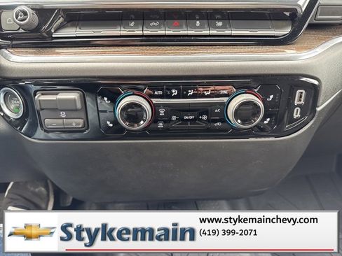 Used 2025 Chevrolet Silverado 2500 LT w/ Convenience Package image 51