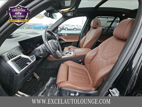 Used 2024 BMW X5 xDrive40i w/ M Sport Package image 8