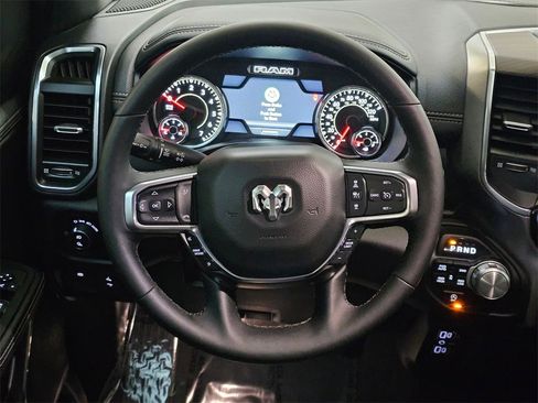 Used 2025 RAM 1500 Laramie image 19