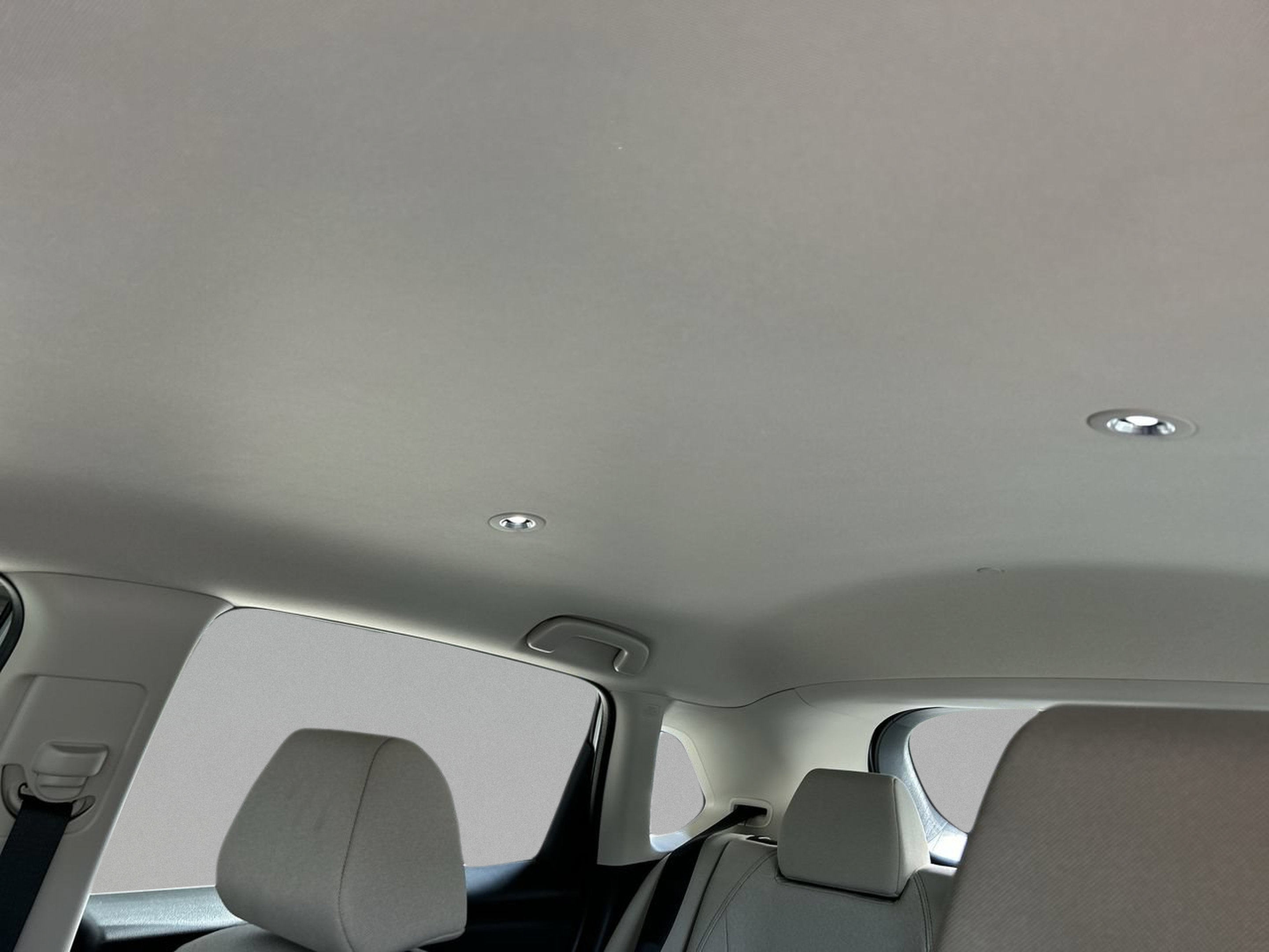 Certified 2025 Honda HR-V LX image 26