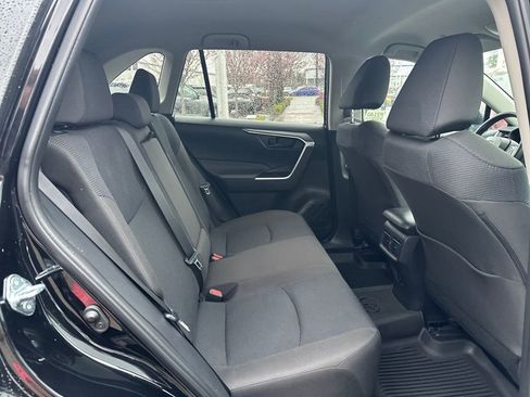 Certified 2025 Toyota RAV4 LE image 15