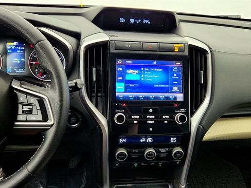 Used 2019 Subaru Ascent Premium image 17