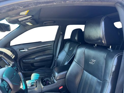 Used 2015 Chrysler 300 S w/ 300S Premium Group RWD image 10