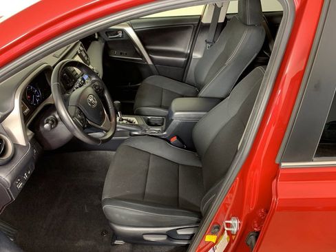 Used 2017 Toyota RAV4 XLE image 29