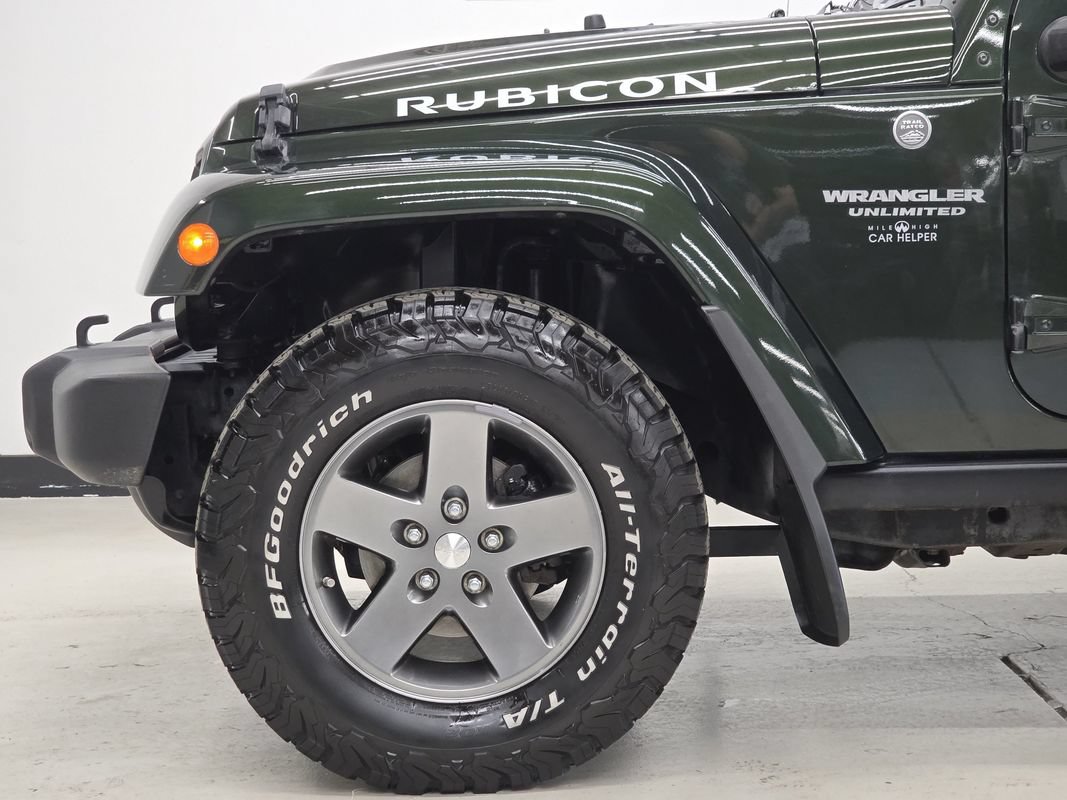 Used 2010 Jeep Wrangler Unlimited Rubicon w/ Dual Top Group AWD/4WD image 38