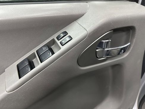 Used 2021 Nissan Frontier SV image 19