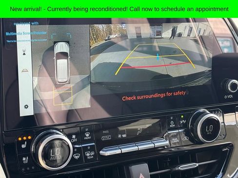 Used 2025 Toyota Highlander Limited image 6