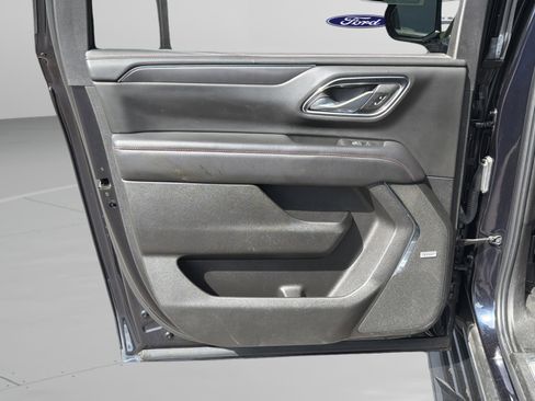 Used 2023 Chevrolet Suburban RST RWD image 22