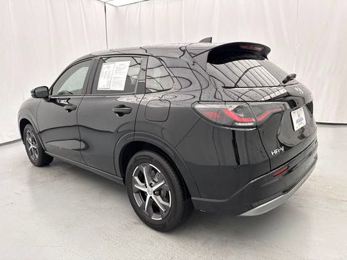 Used 2025 Honda HR-V EX-L image 5