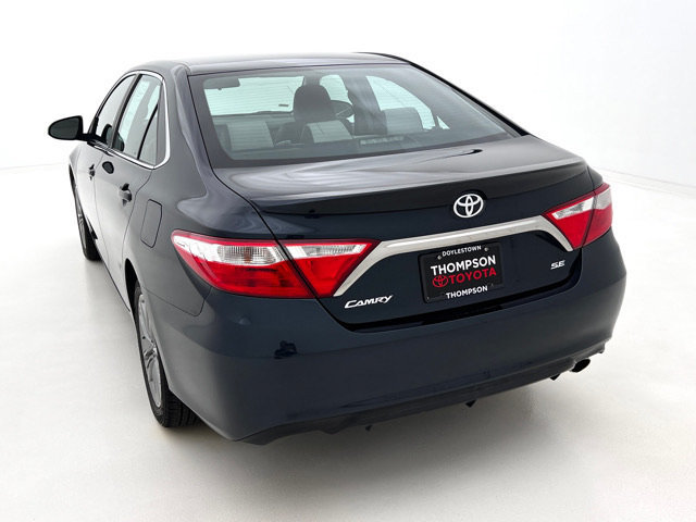 Used 2017 Toyota Camry SE FWD image 8