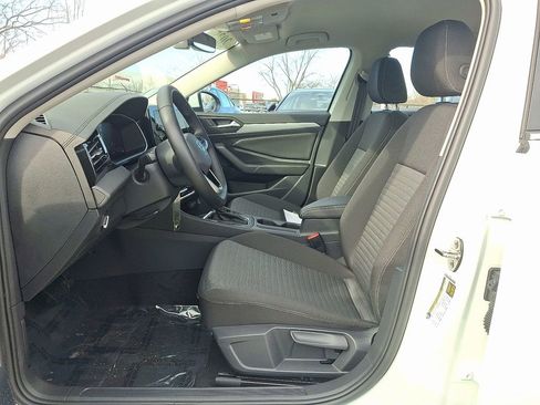 Used 2025 Volkswagen Jetta S image 13