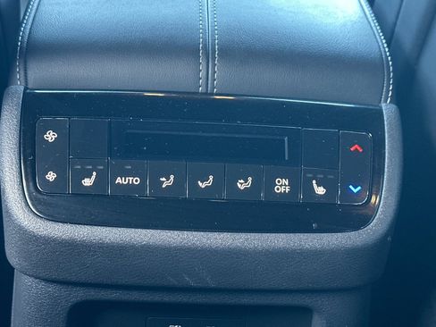 Certified 2025 INFINITI QX60 Luxe w/ Black Edition image 46