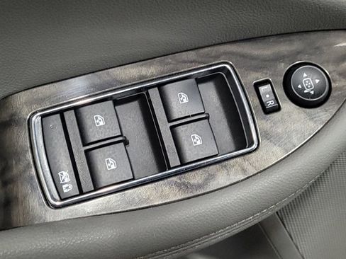 Used 2014 Chevrolet Impala LT w/ Premium Seating Package image 27