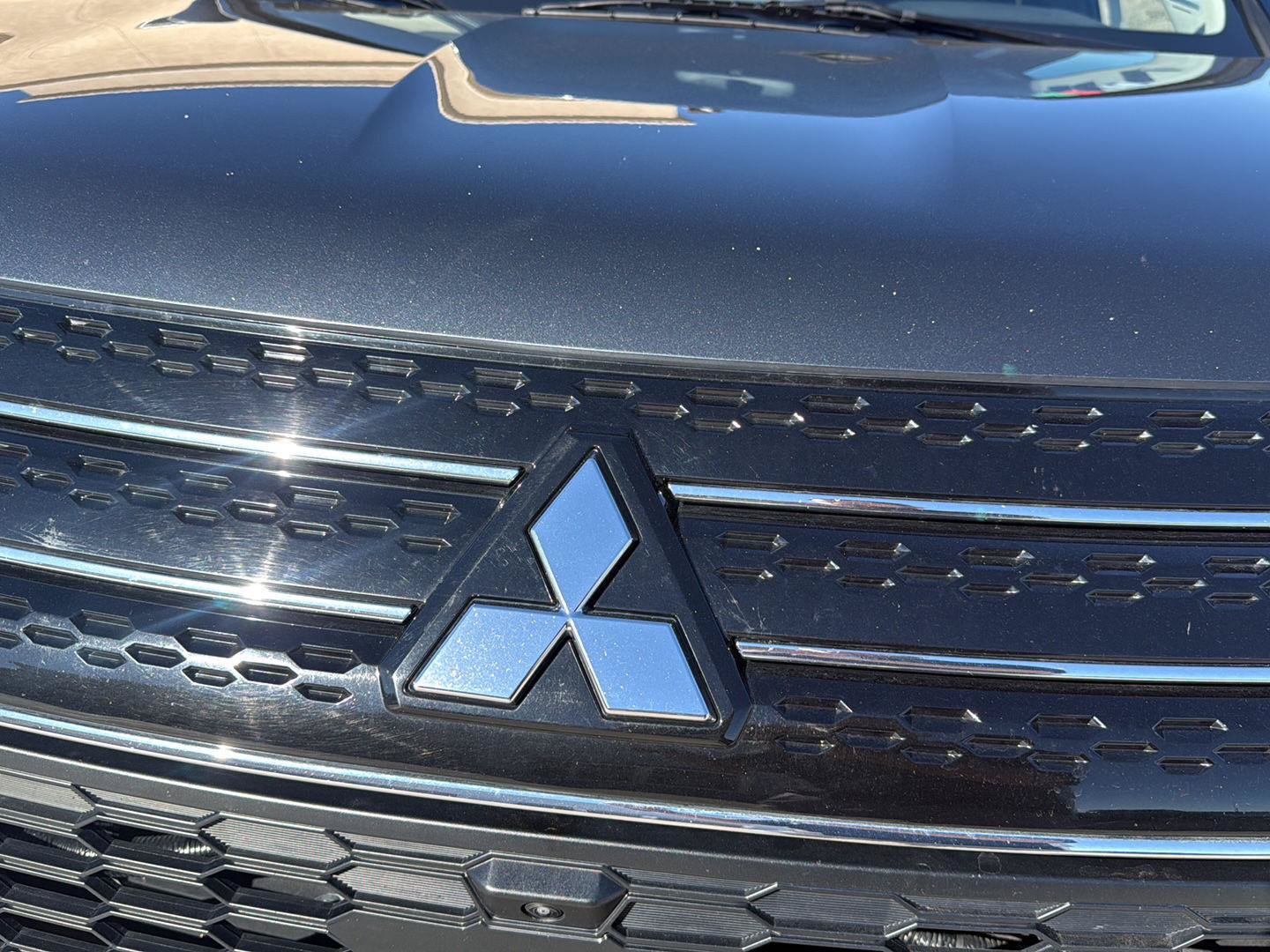 Used 2024 Mitsubishi Outlander FWD image 15