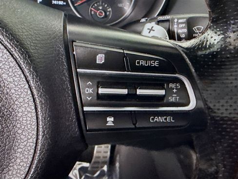 Used 2019 Kia Stinger GT2 AWD/4WD image 15