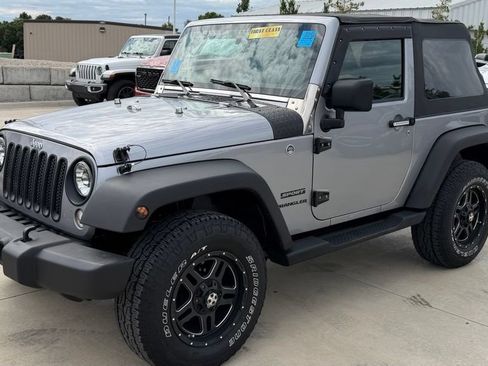 Used 2017 Jeep Wrangler Sport w/ Quick Order Package 24S AWD/4WD image 1
